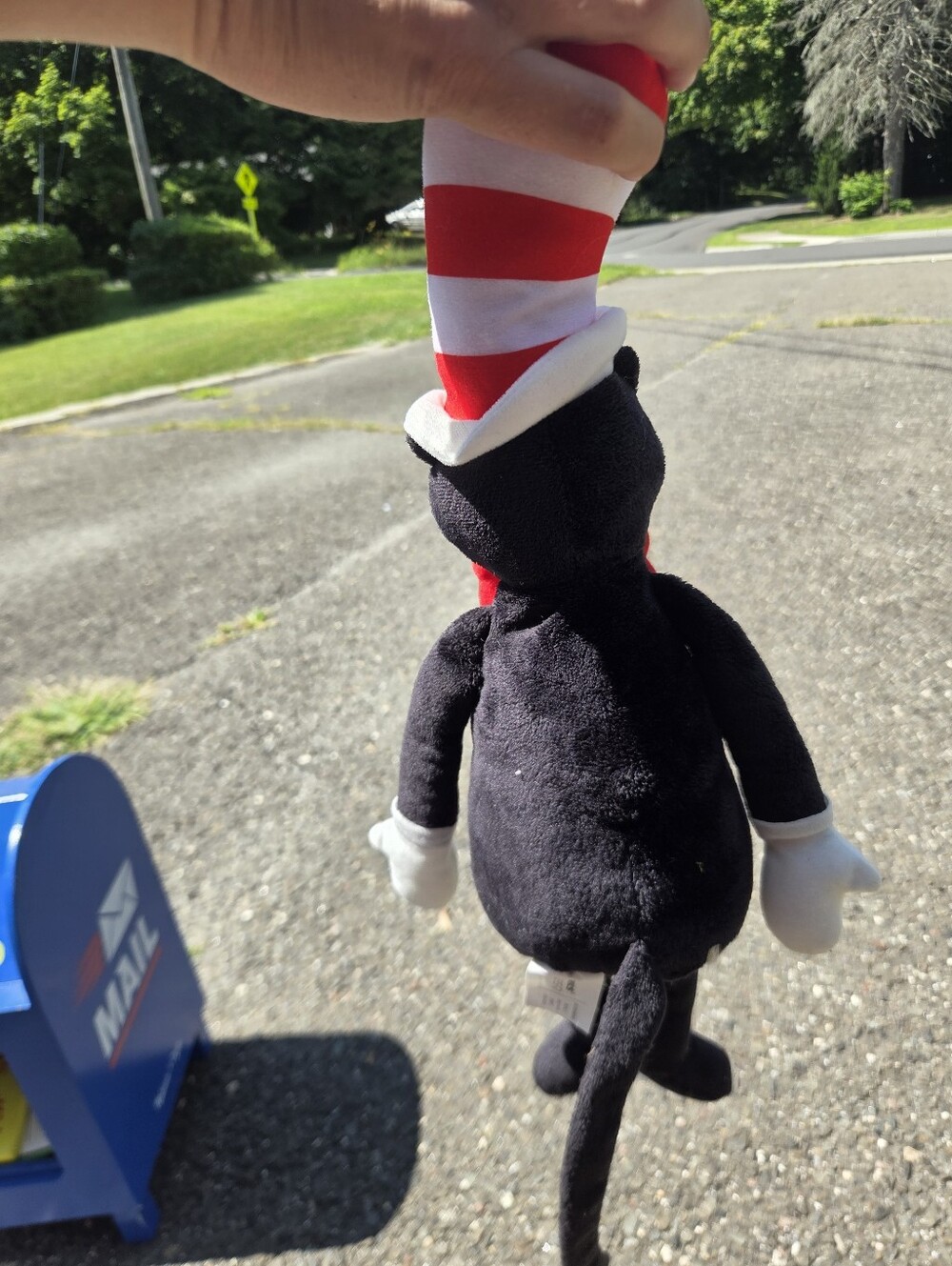 Dr. Seuss Plush Cat in the Hat - Red, White & Black - Picture 2 of 2